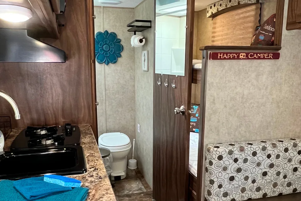 A&J’s Cozy Home on the Go