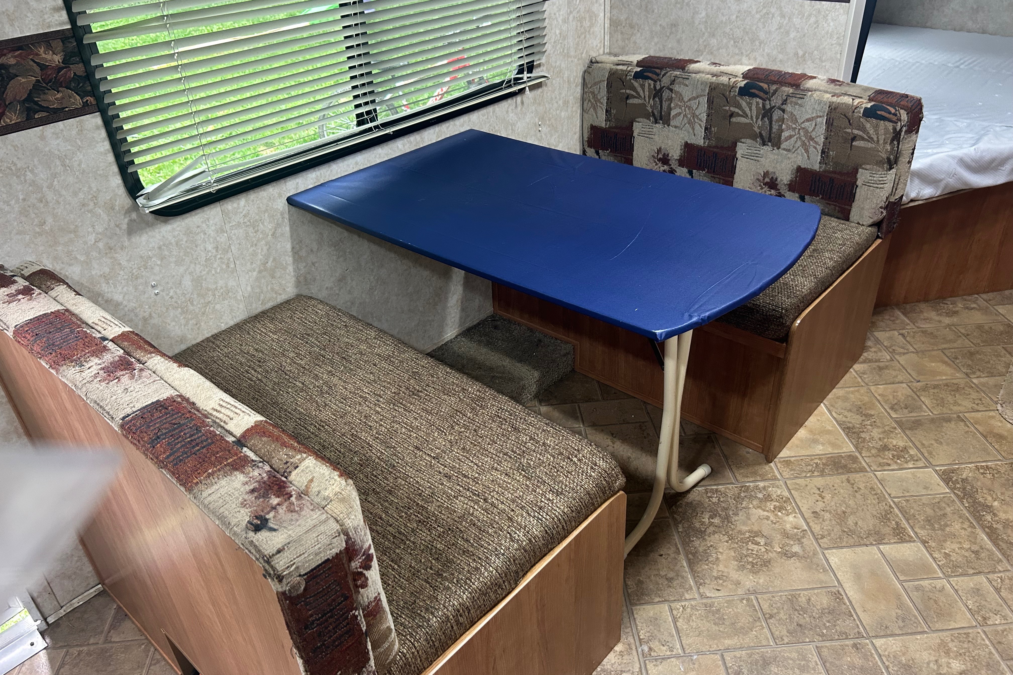 David's Keystone 255BH Travel Trailer
