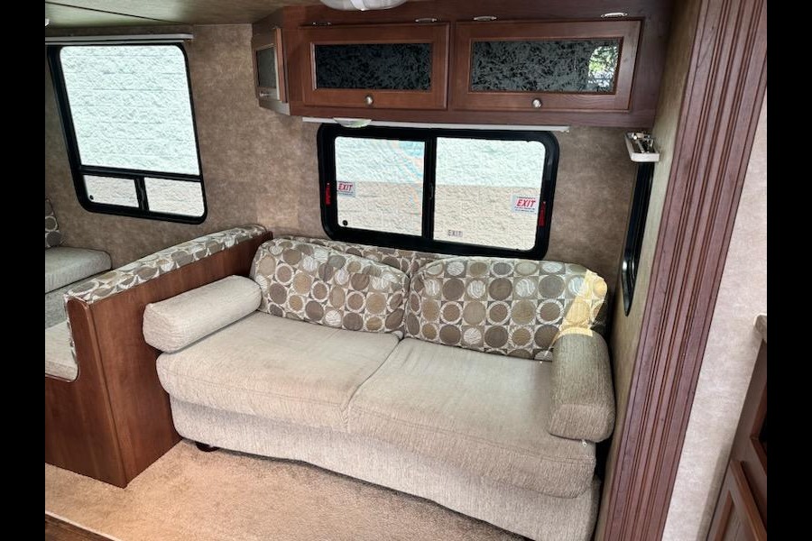 Crossroads Z-1 Travel Trailer