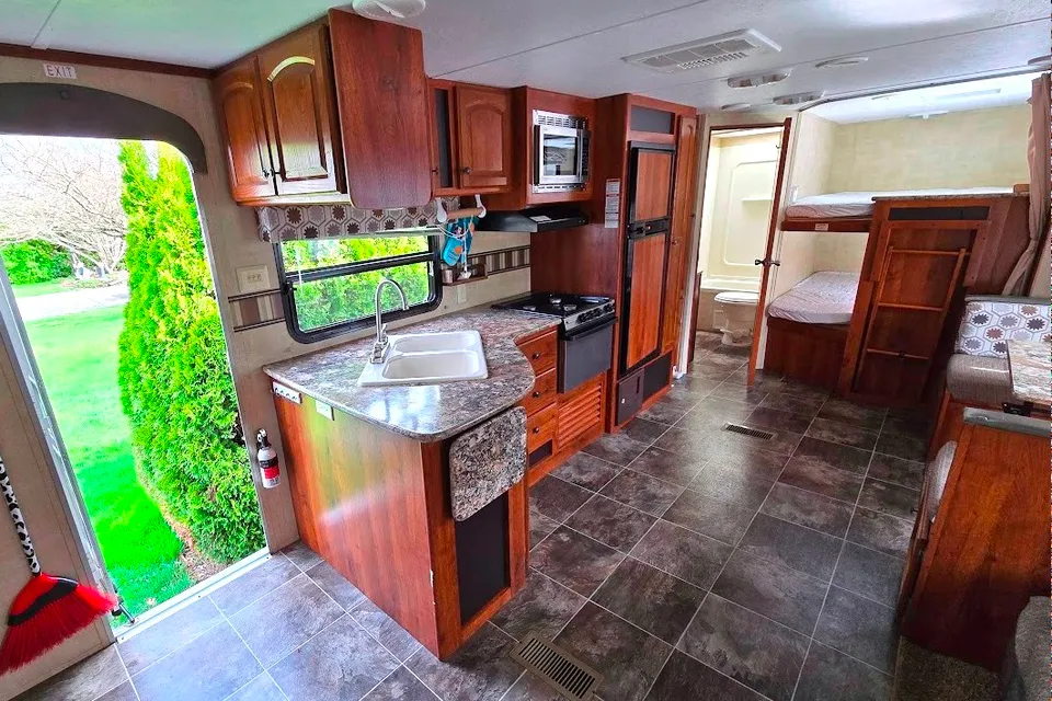 Bunk Bed Travel Trailer - Great for Families!