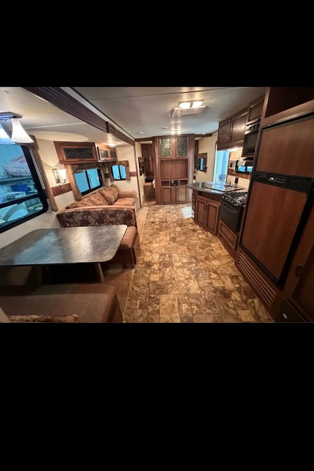 Scott's Crossroads Zinger Travel Trailer