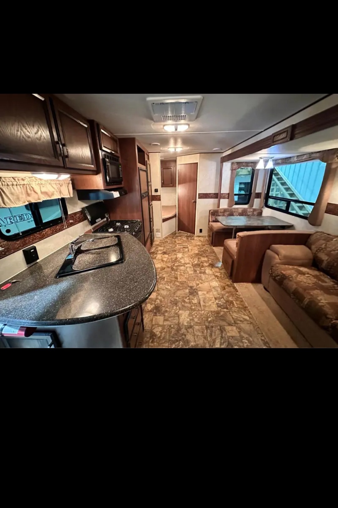 Scott's Crossroads Zinger Travel Trailer