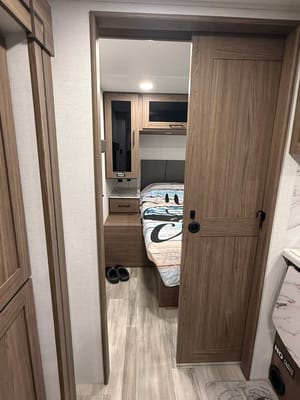 Alliance Delta BH241 Travel Trailer, Starlink included.