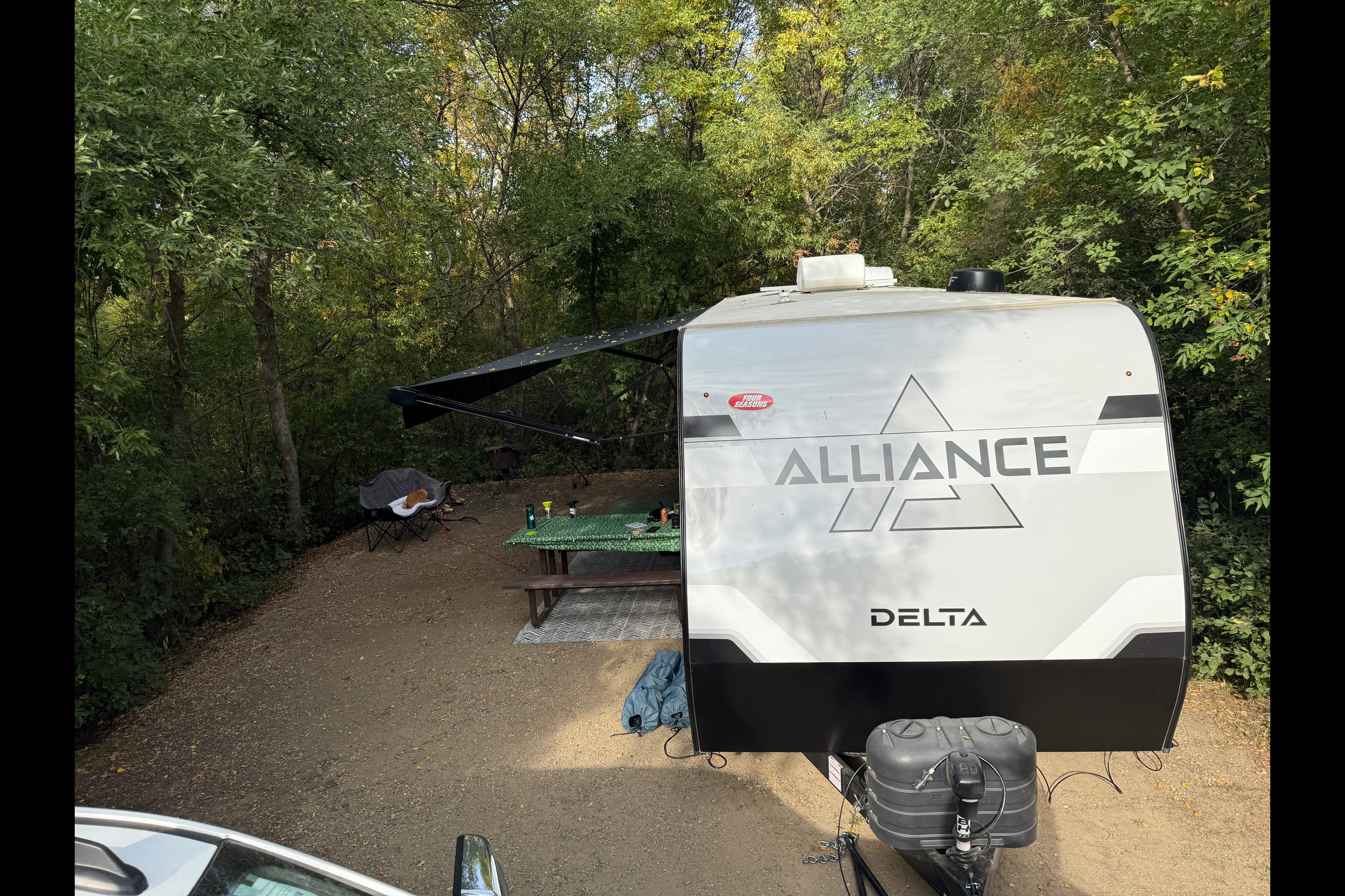 Alliance Delta BH241 Travel Trailer, Starlink included.