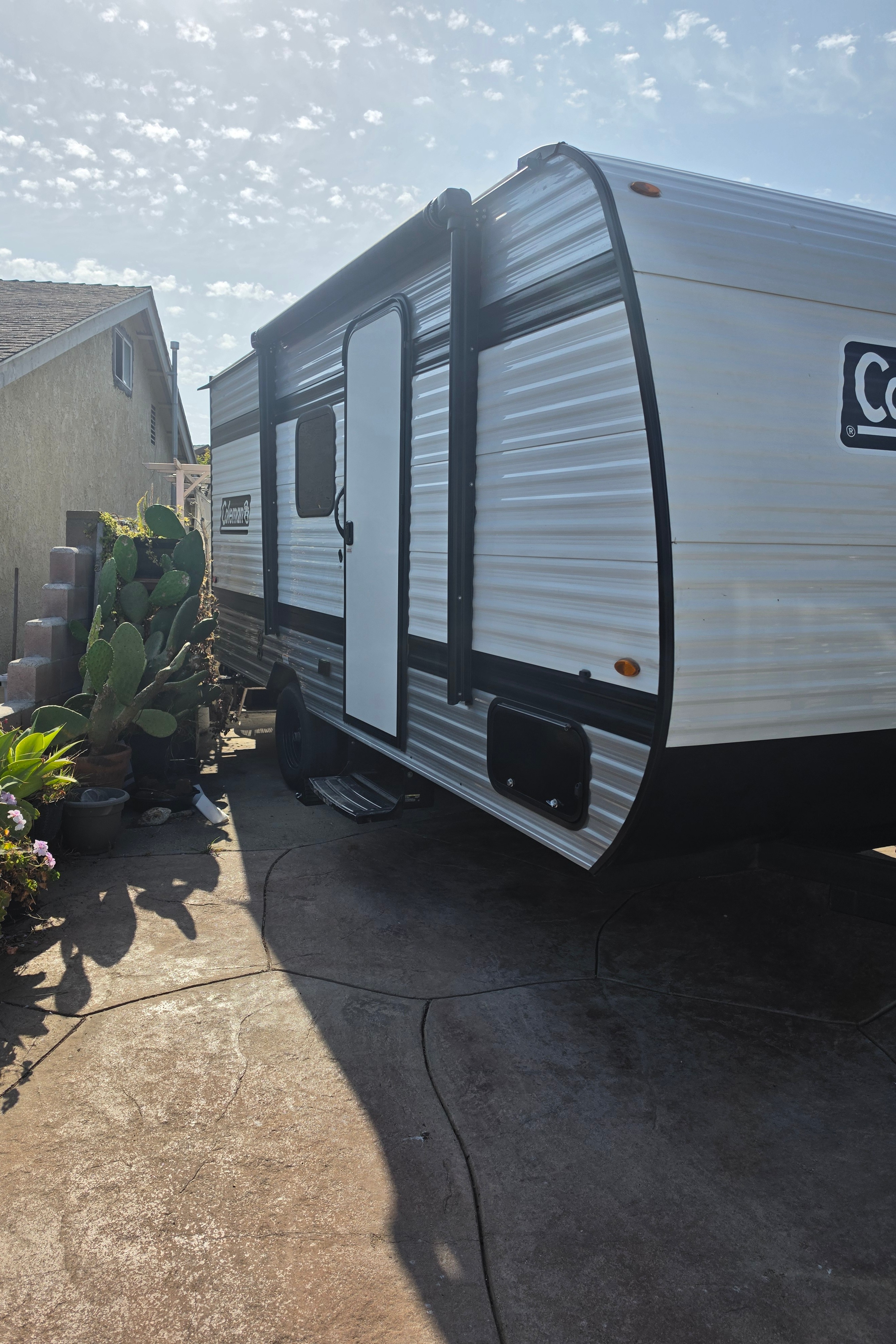 Ofelia's Keystone Coleman 17b Travel Trailer