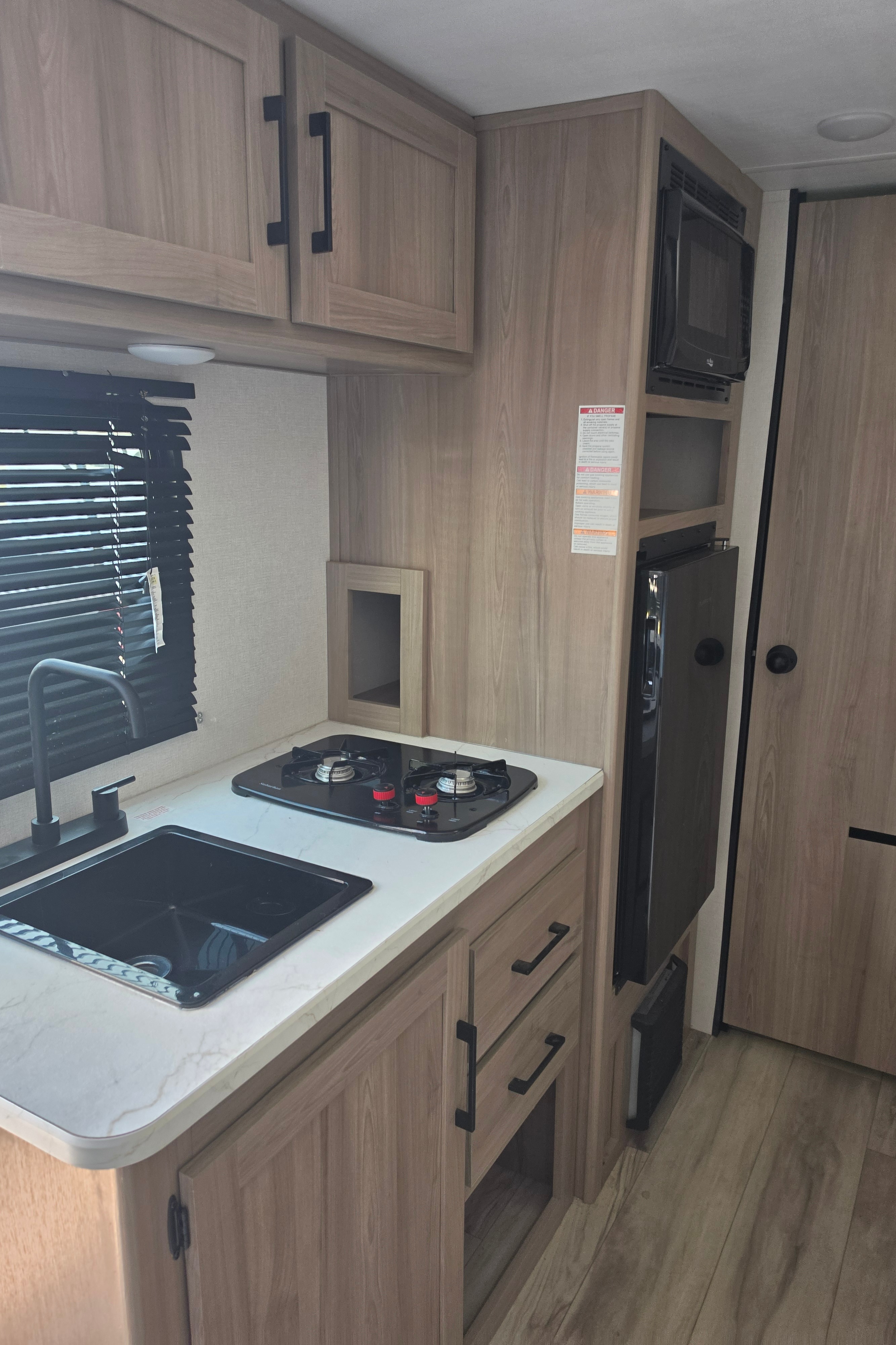 Ofelia's Keystone Coleman 17b Travel Trailer