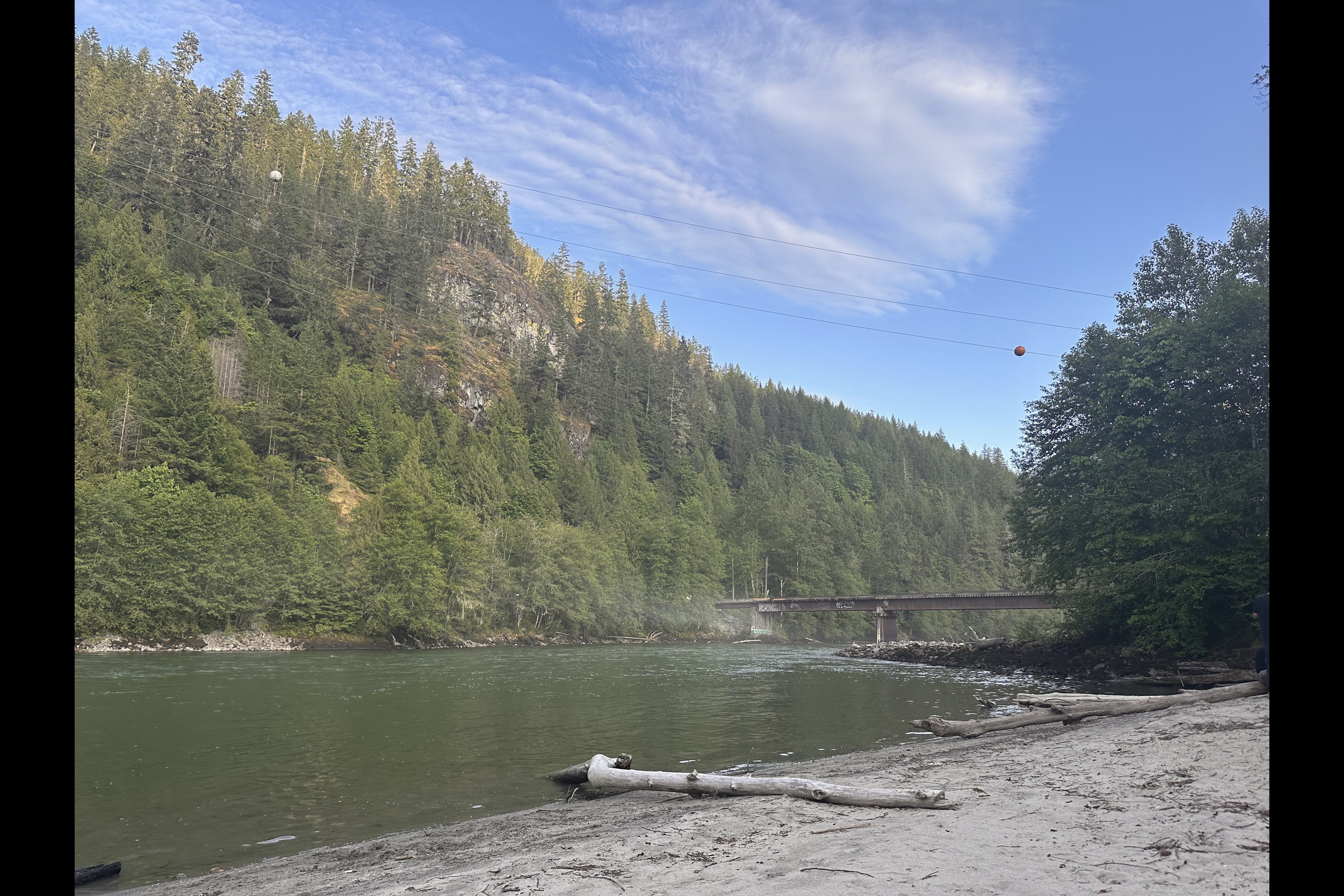 Lazen🐝 RV Adventures - Winnebago RV Cottage- SQUAMSH BASE CAMP