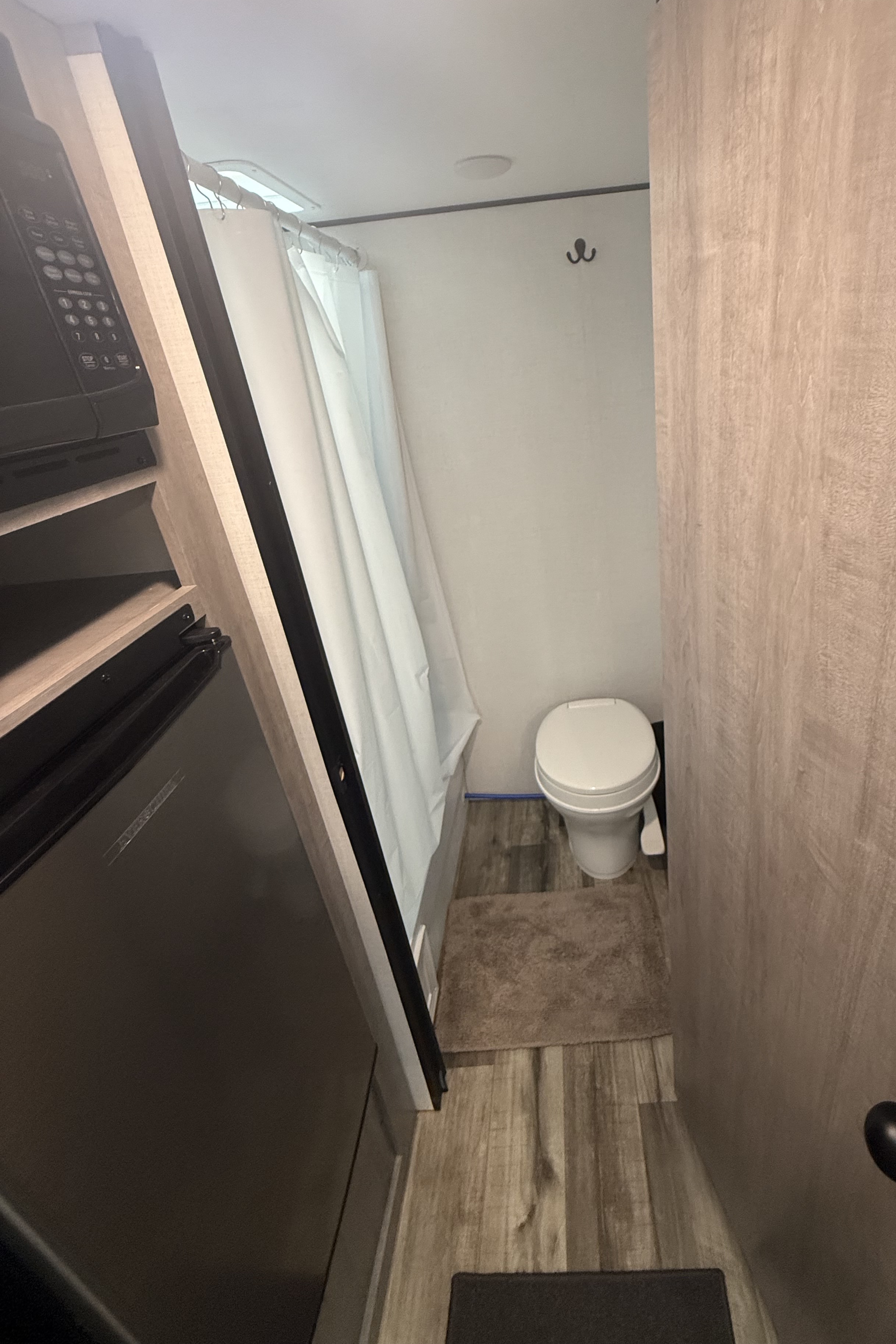 Kent's Coleman Lantern 17B Travel Trailer