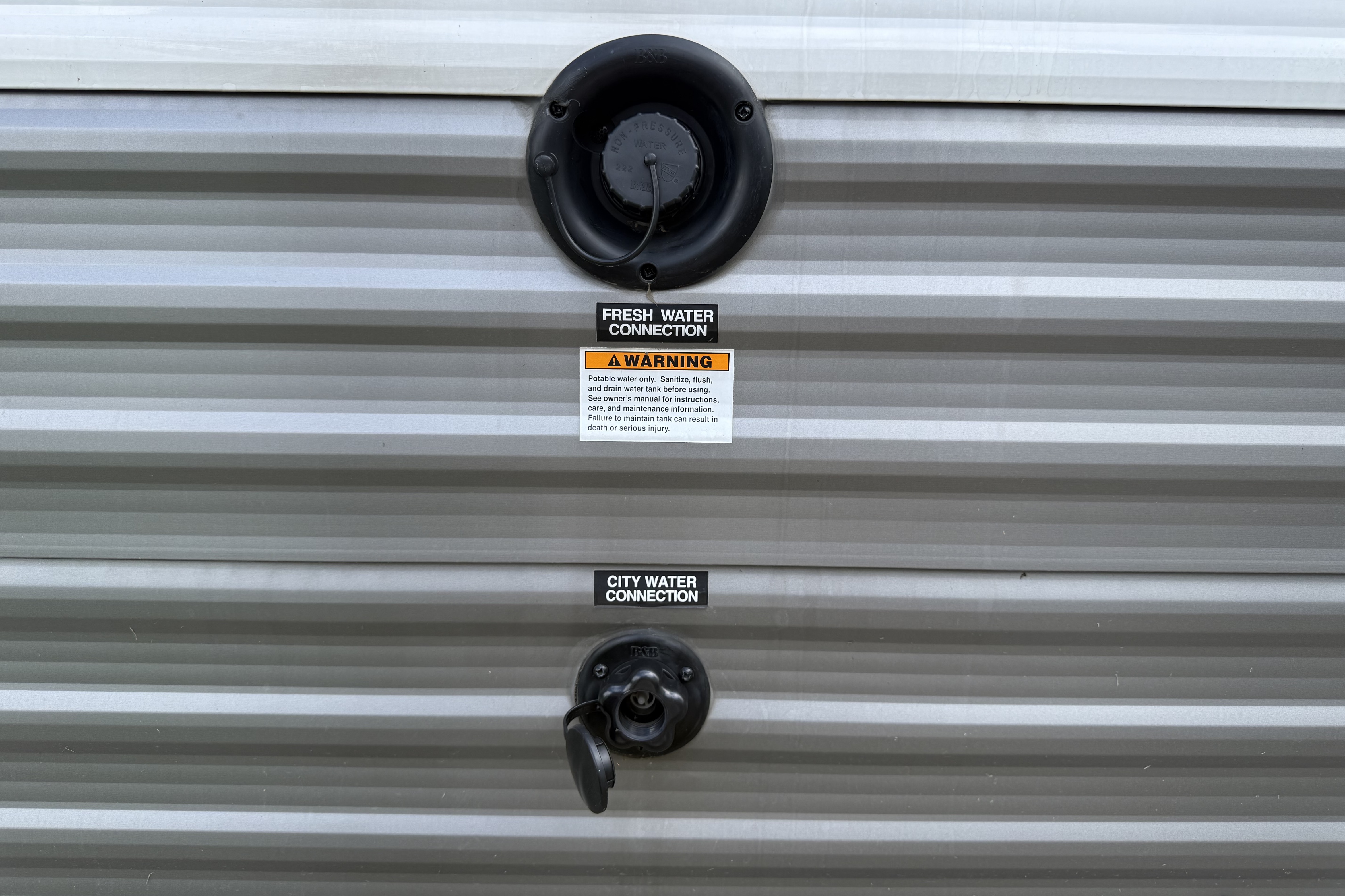 Kent's Coleman Lantern 17B Travel Trailer