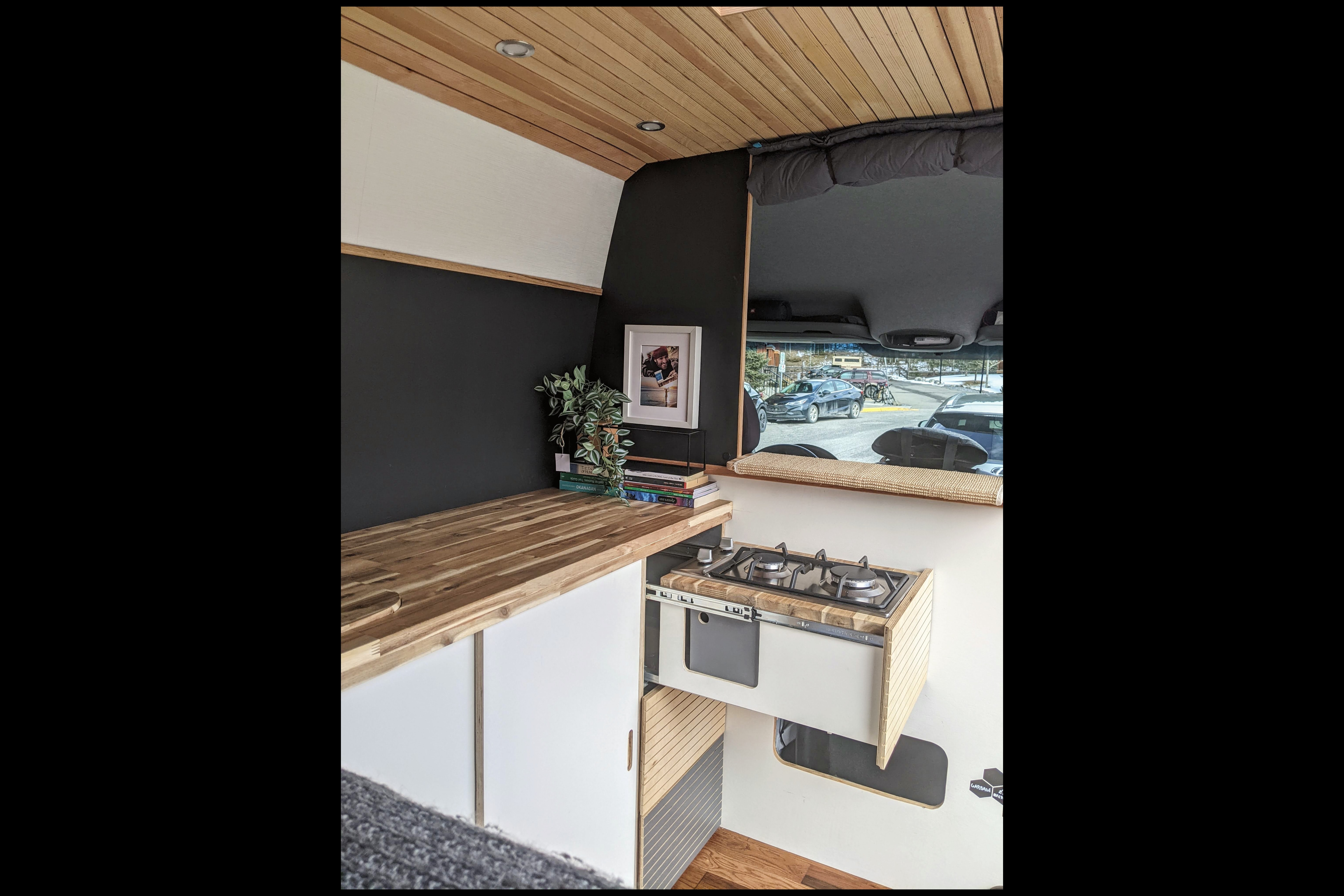 cozy sprinter Vandolf (park pass included)