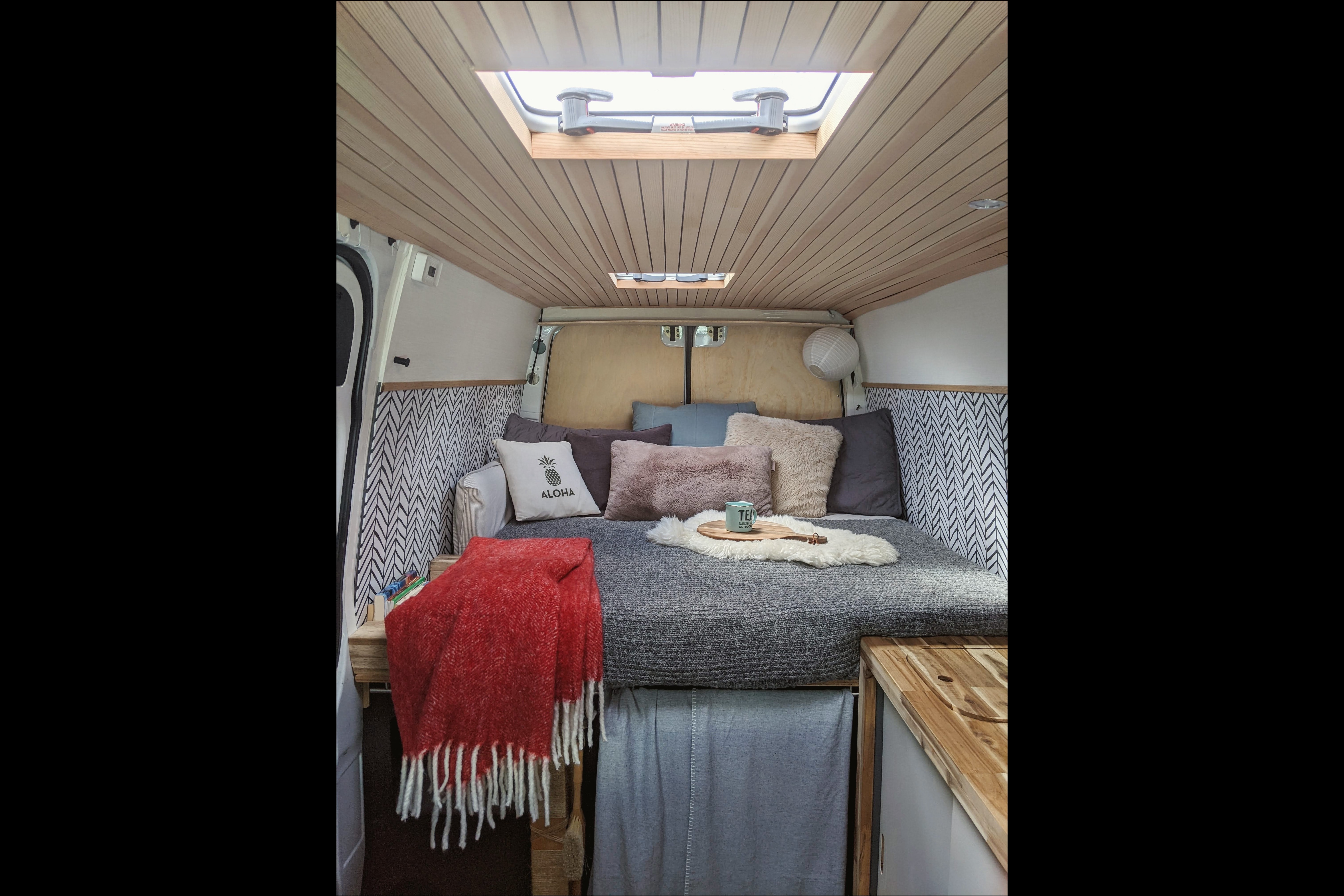 cozy sprinter Vandolf (park pass included)