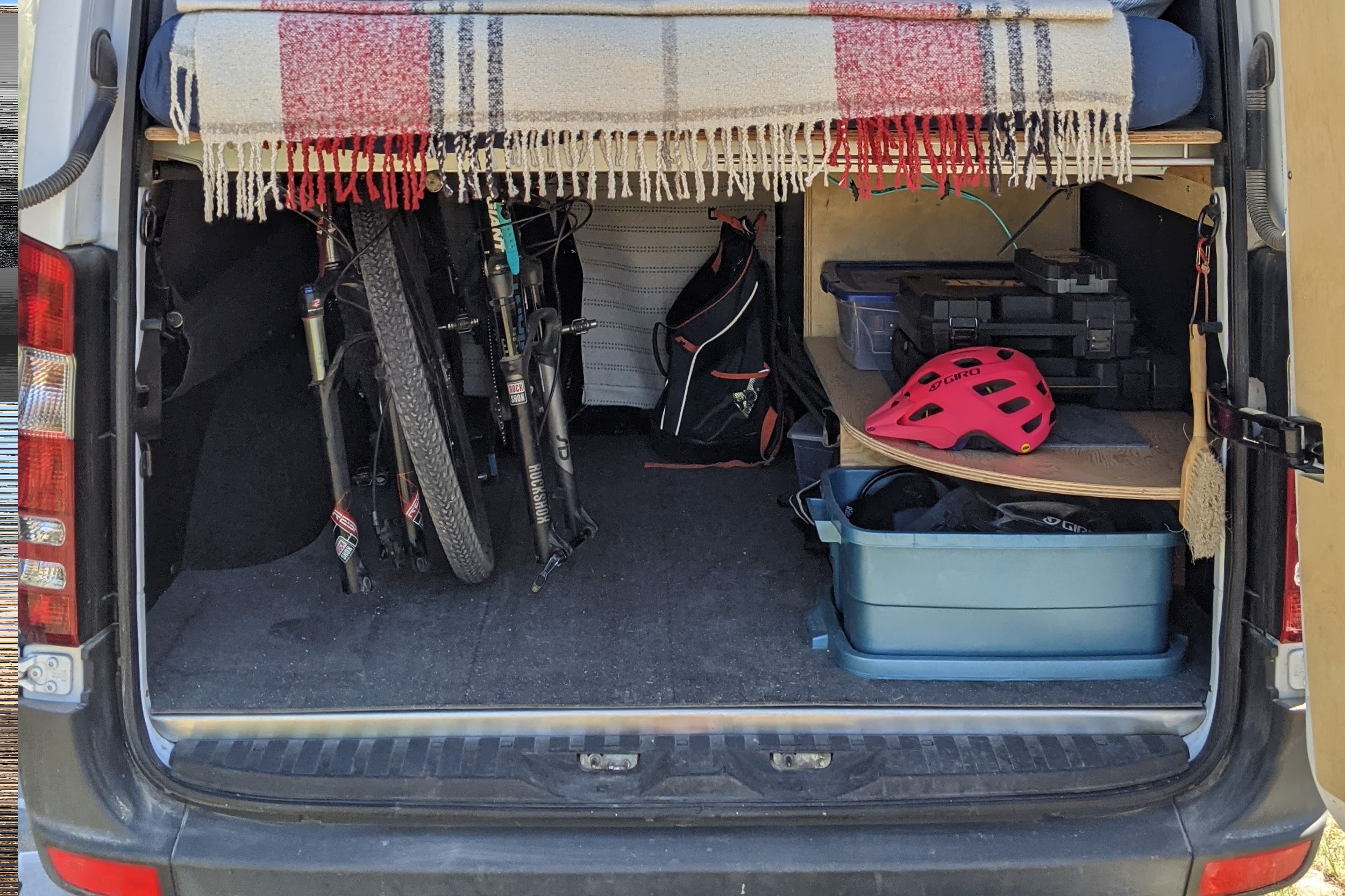 cozy sprinter Vandolf (park pass included)