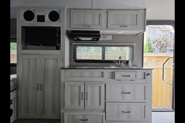 Josee's Flagstaff E-Pro 19FBS Travel Trailer