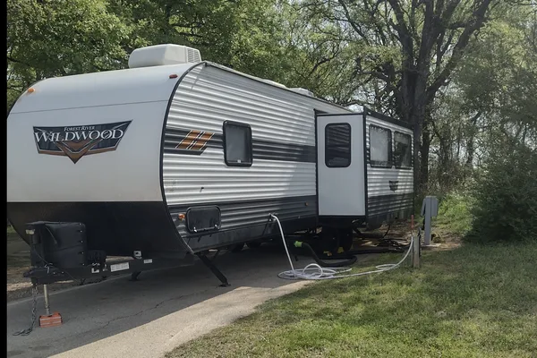 Couples Coach/ Small Family: Delivery Available ($85): No Prep Fee: Fully Equipped