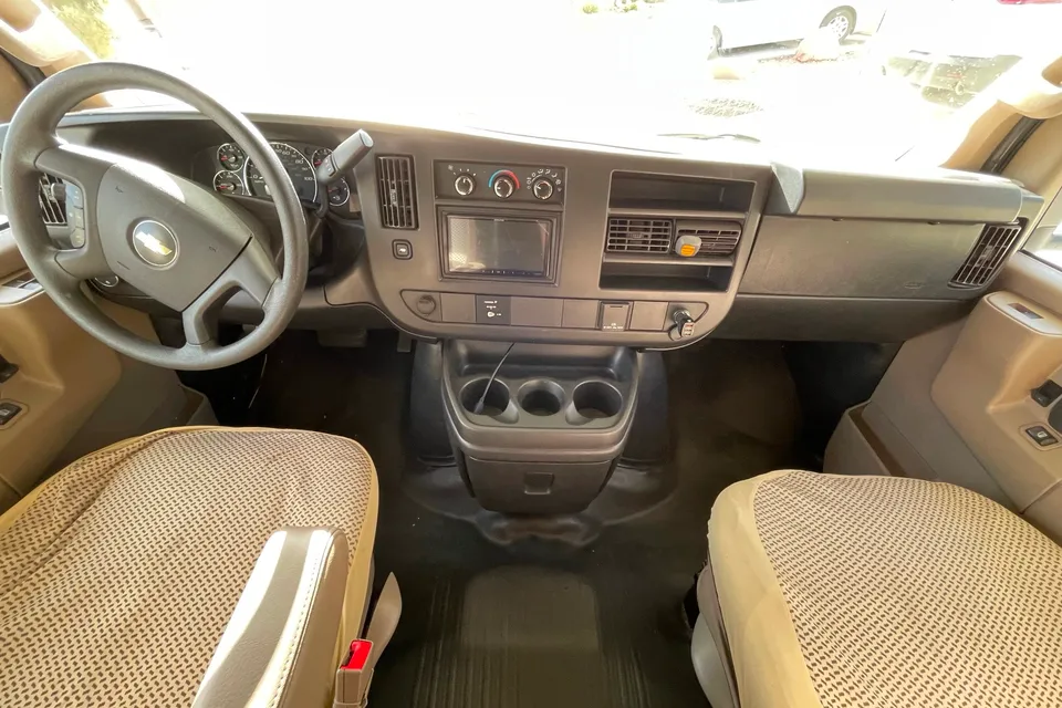 Dreamcatcher | Easy-to-Drive Freelander | Sleeps 5