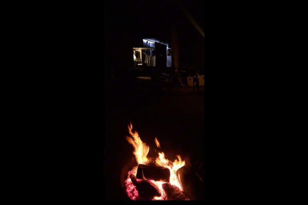 Wanderer, 30ft Dry Camping Luxury loaded trailer. 2 slides, 1/2 ton ok and dogs approved!