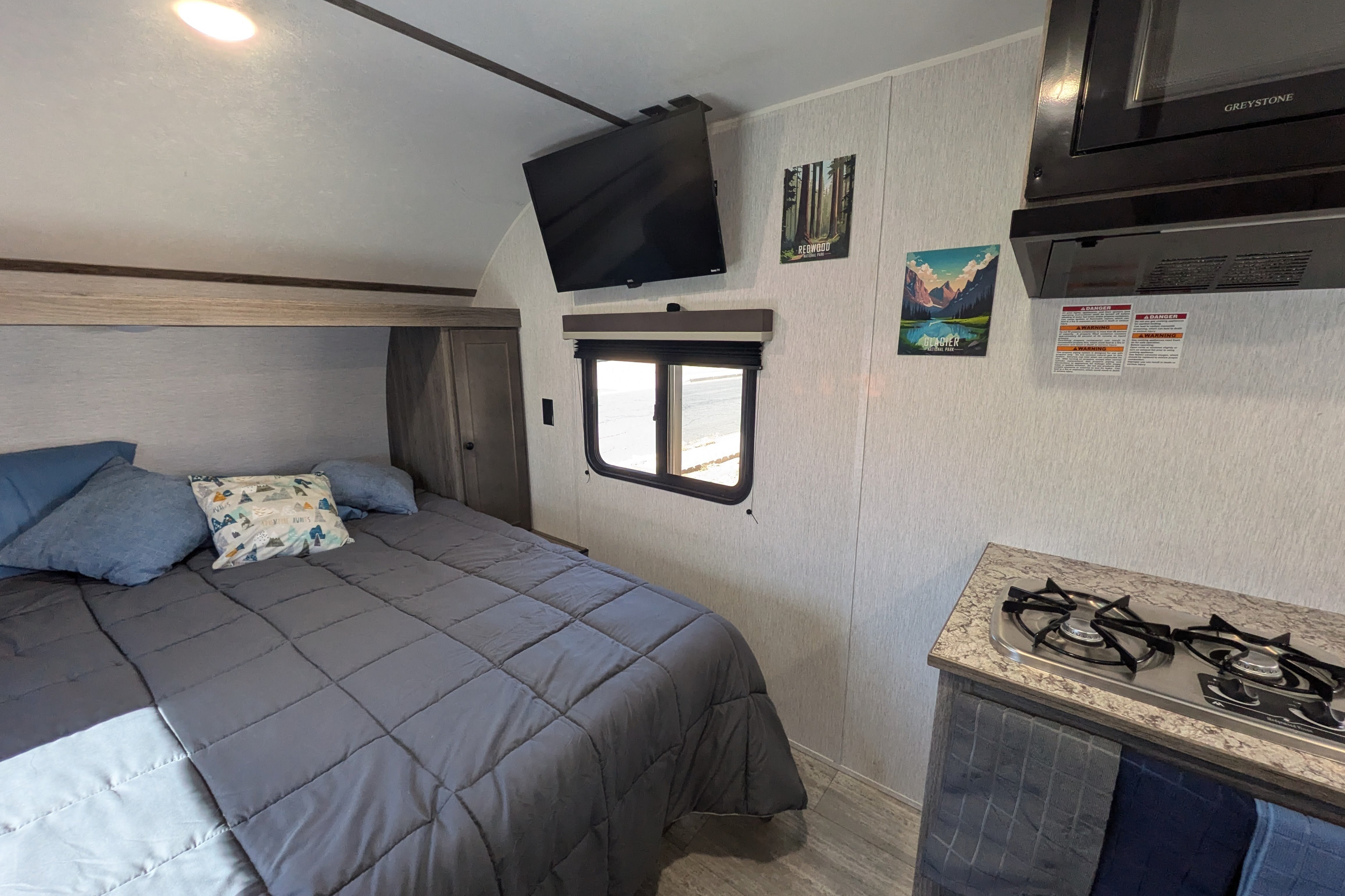 Lucinda: 19RB Huge space small tow weight! 