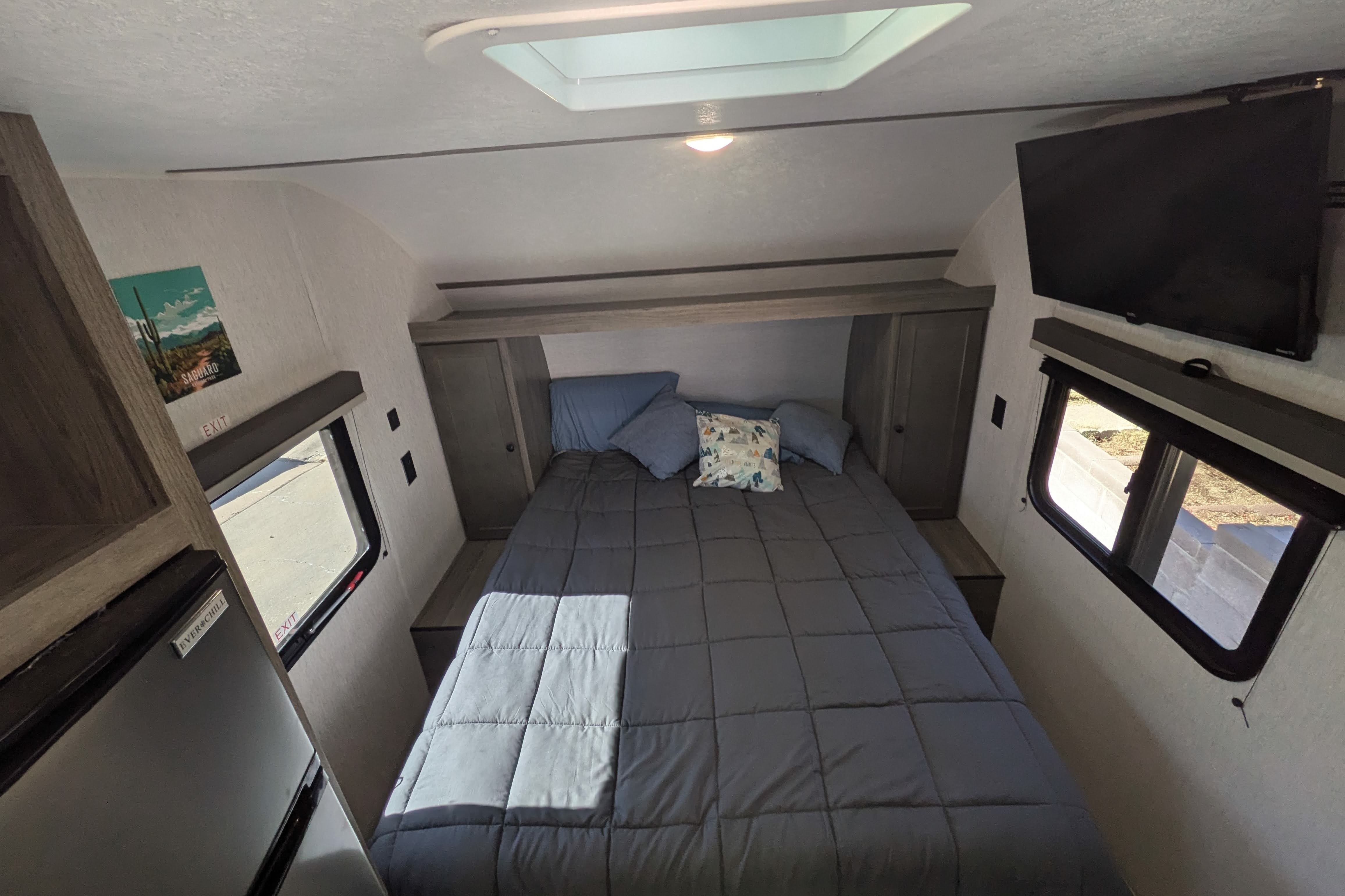 Lucinda: 19RB Huge space small tow weight! 