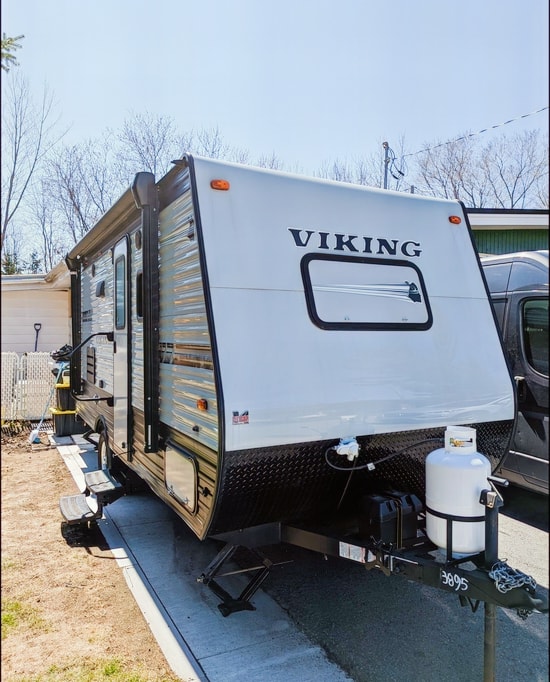 Luc Vikings Vr forest River viking 17 fqs Roulotte