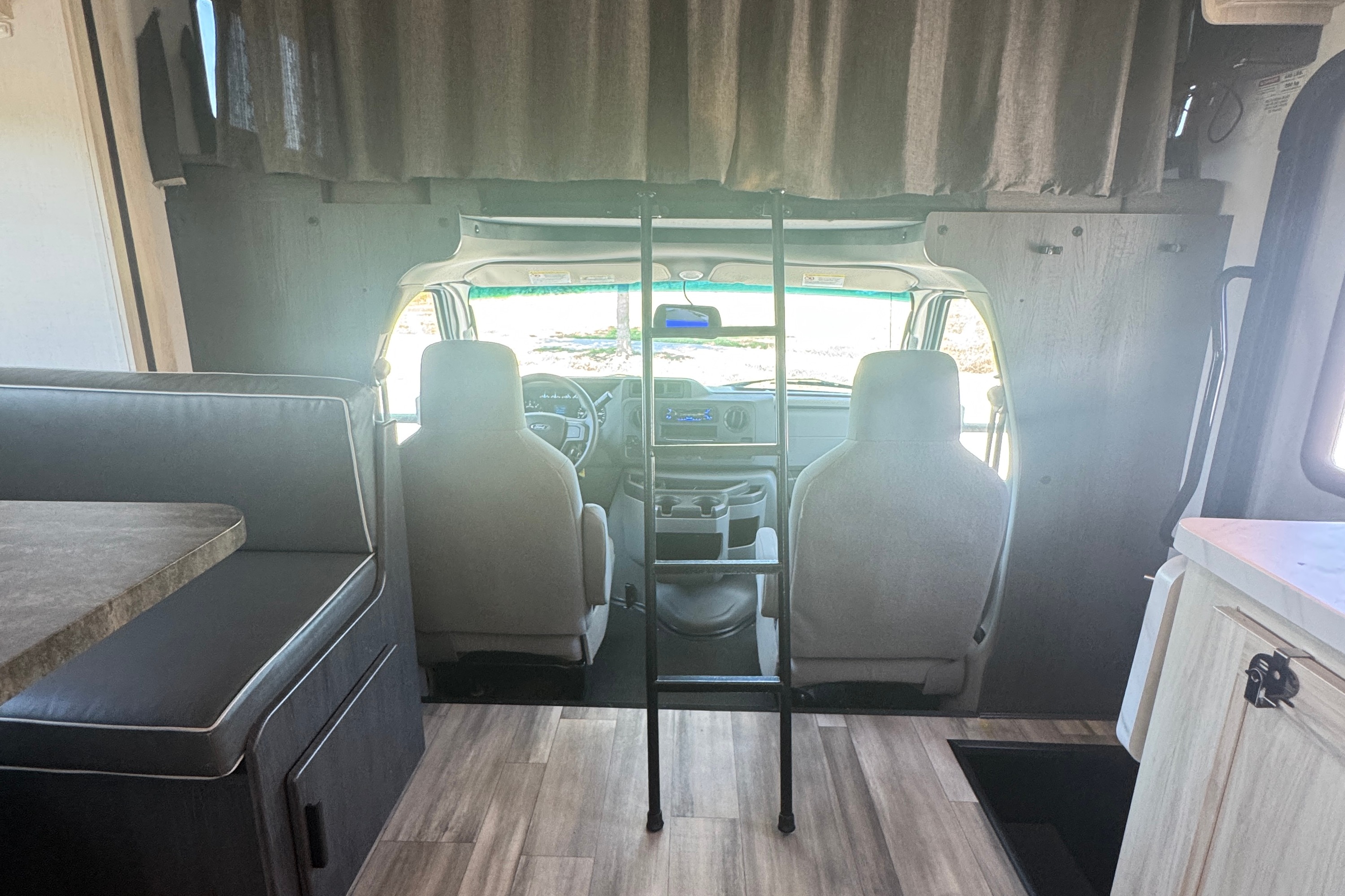 Forest River Sunseeker LE Class C