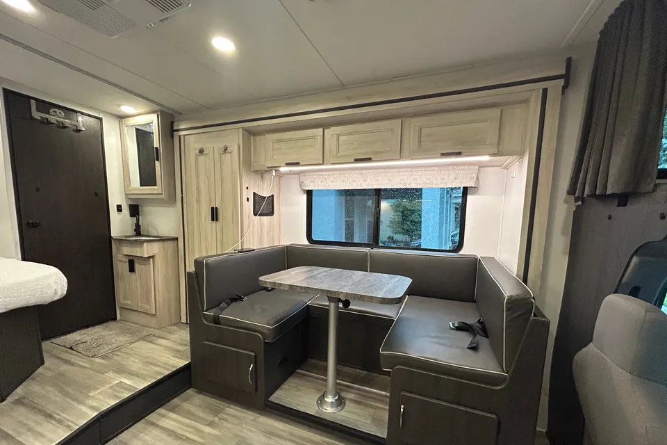 Forest River Sunseeker LE Class C