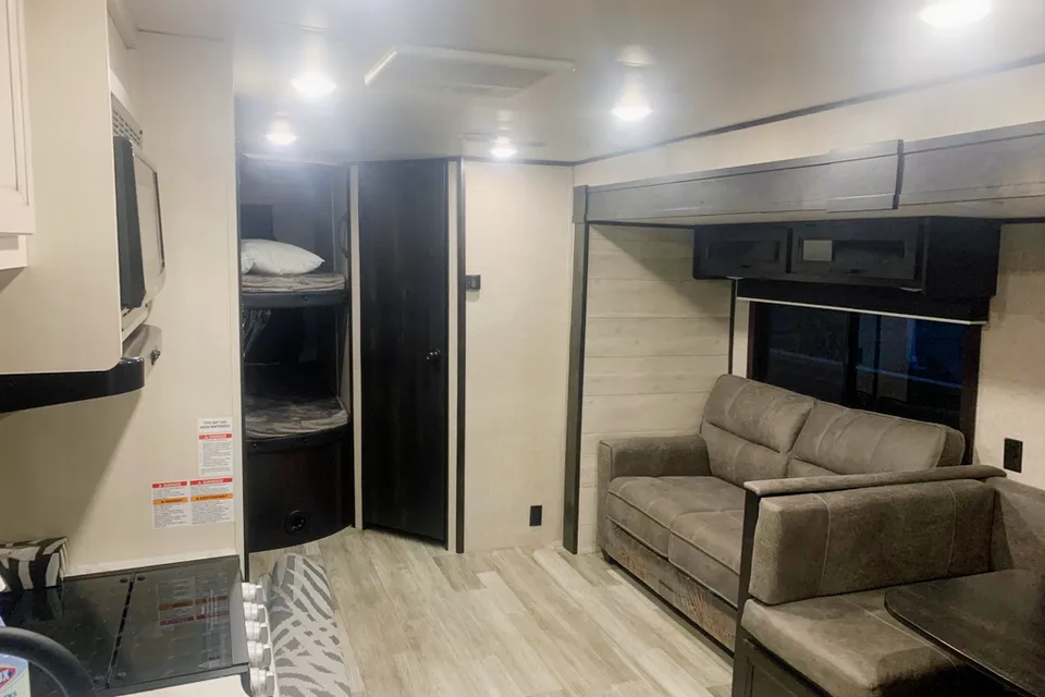 Mark's Jayco Jay Flight  Travel Trailer