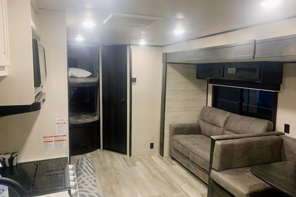 Mark's Jayco Jay Flight Travel Trailer