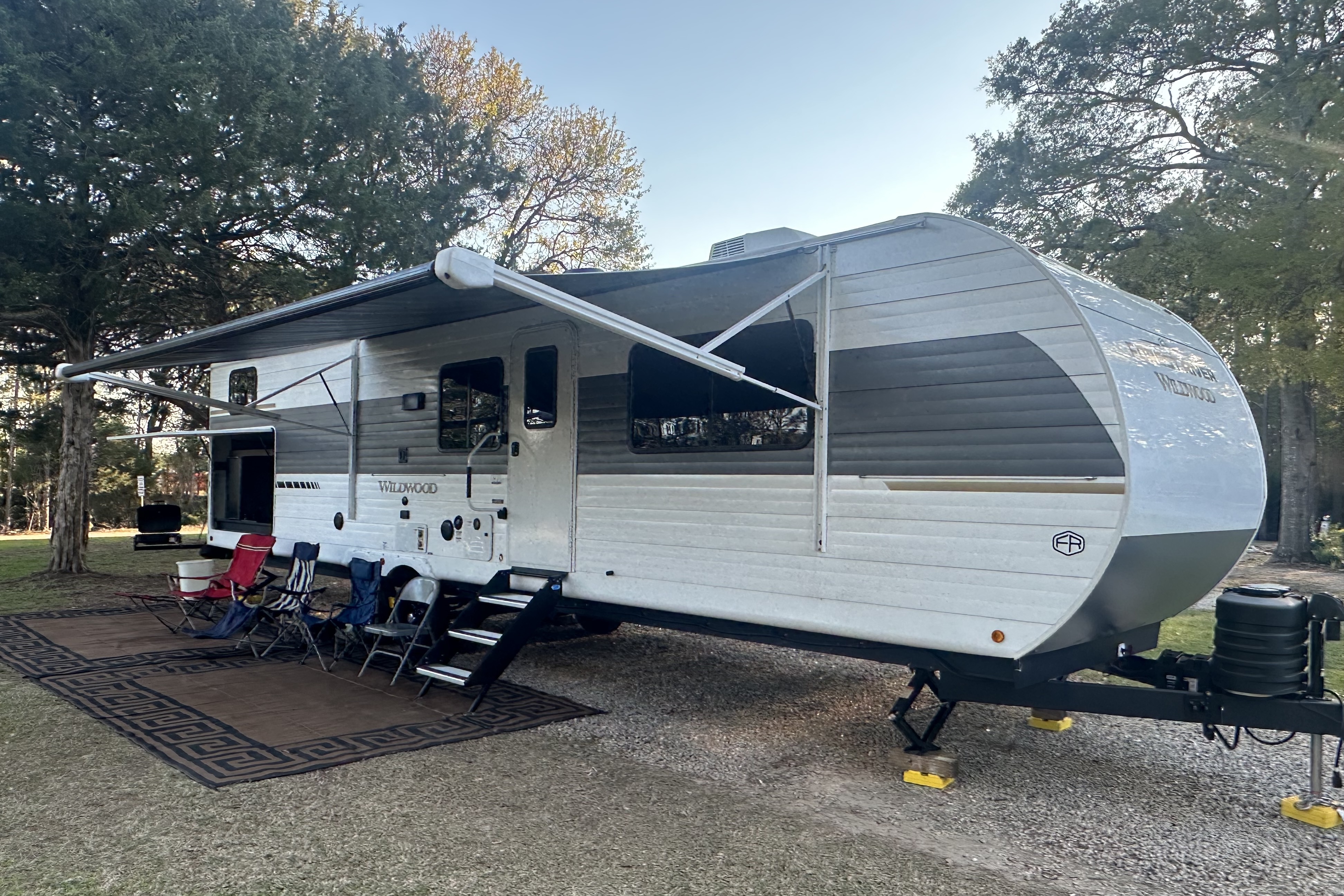 Fully Stocked + Outdoor Kitchen | Bunkhhouse | Delivery Only | Sleeps 7
