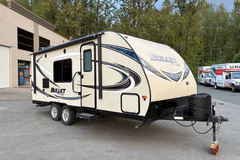 Kevin's Keystone bullet Travel Trailer