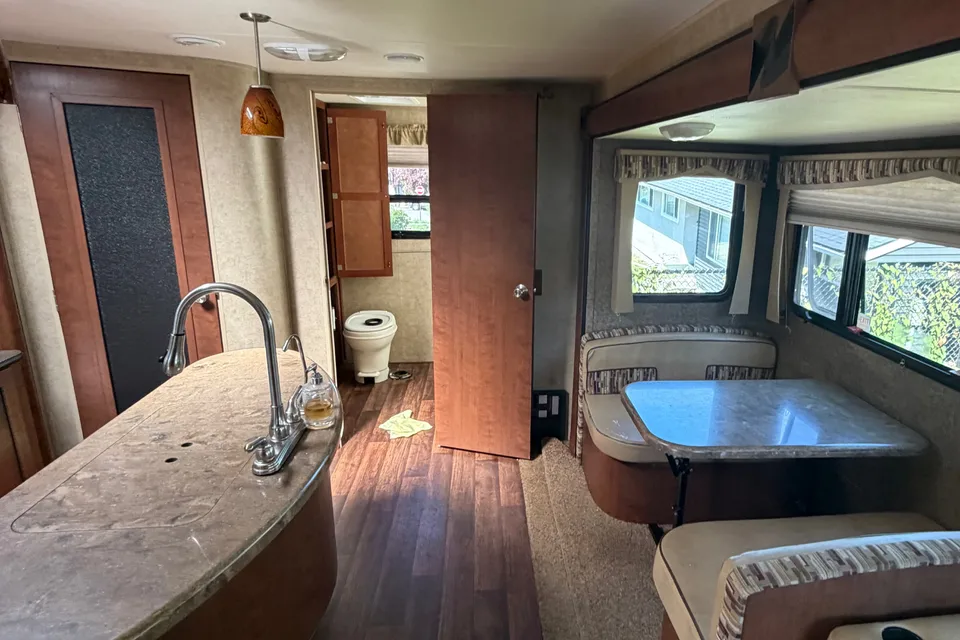Top Notch Kodiak Travel Trailer