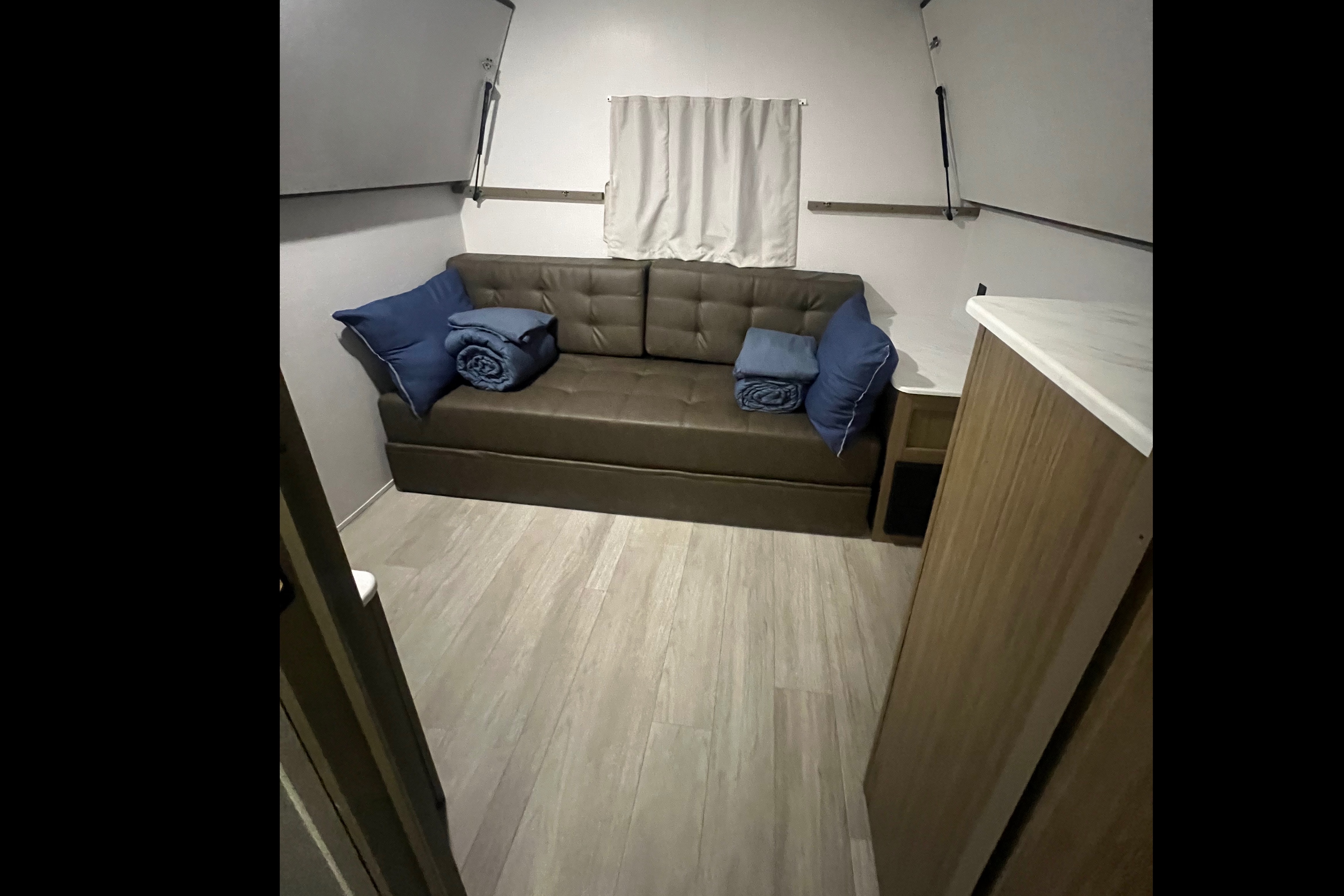 Nomadic Nature Rentals w Luxury Amenities (Lemonade)