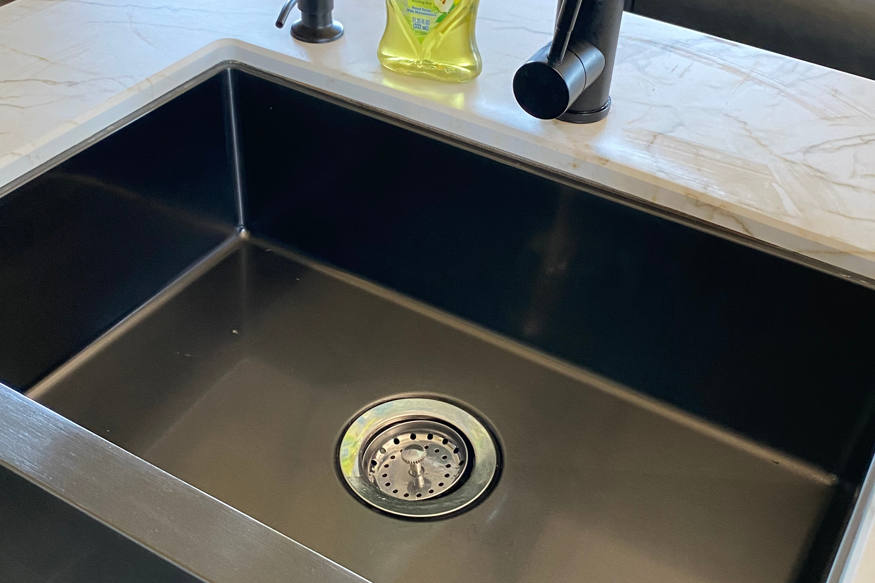 Fantastic 2021 Forest River RV Cherokee Arctic Wolf Suite 3770