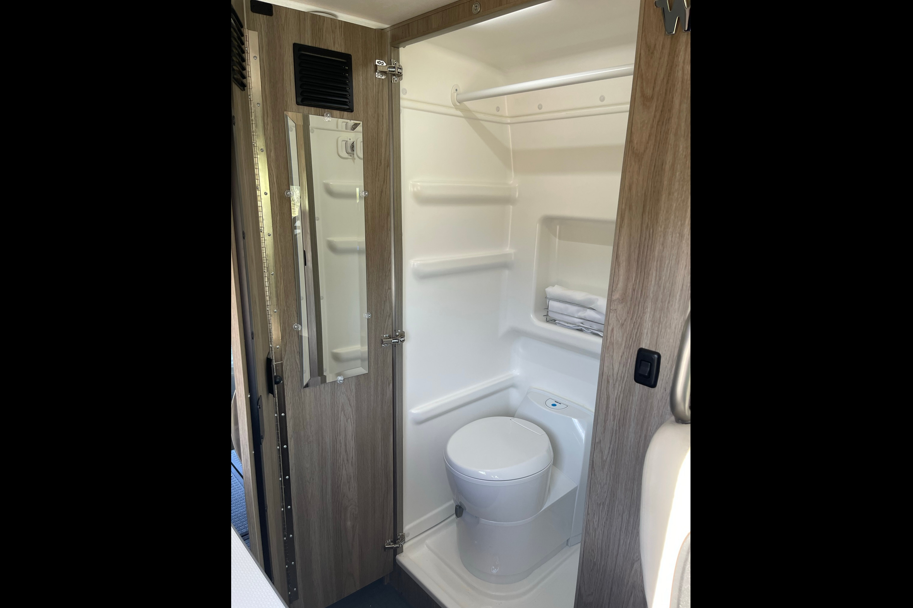PopTop Paradise - Solis 59PX Sleeps 4!