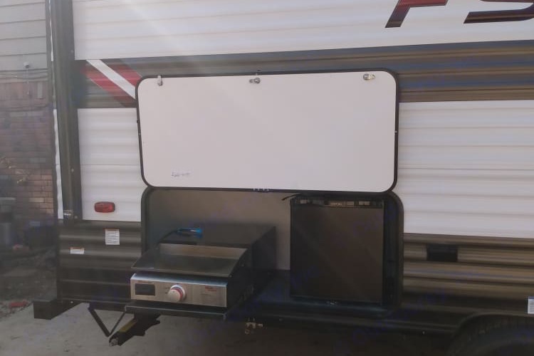 Wildwood with Bunks: Fully Equipped: Delivery Available ($85): No Prep Fee