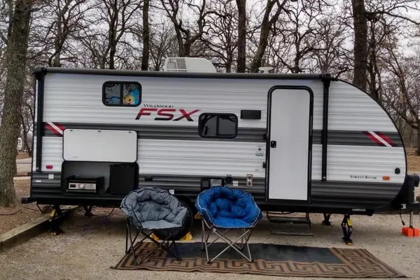 Wildwood with Bunks: Fully Equipped: Delivery Available ($85): No Prep Fee