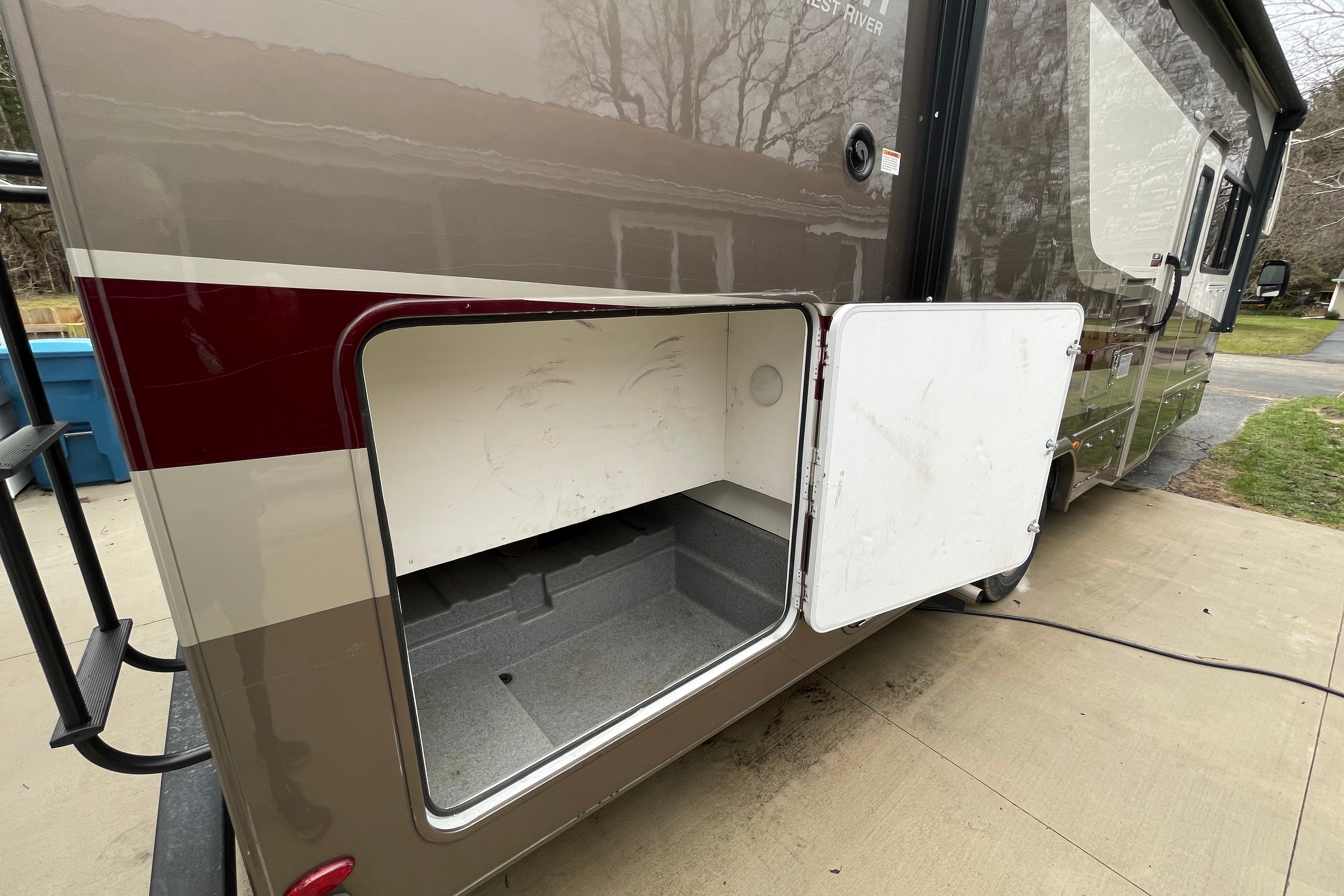 Your next glamping adventure! Comforts of home, in style - on the road.