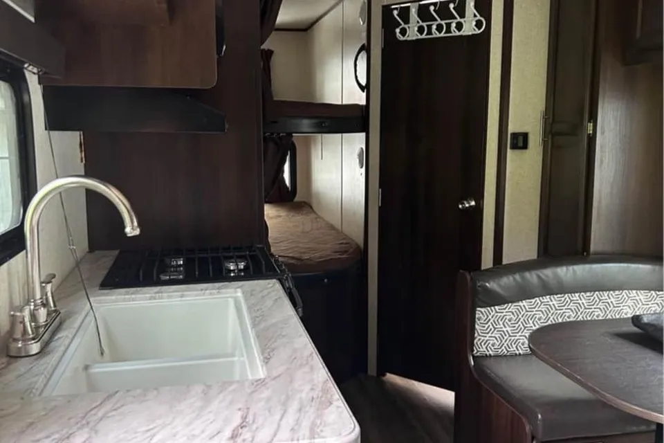 Nickolas's Jayco 224bh Travel Trailer