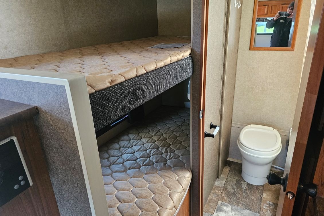 Deana's Starcraft 16 bh ar-one Travel Trailer