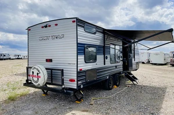 Grey wolf Forest River 26DJSE Travel Trailer
