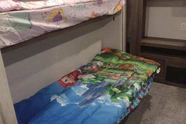 Willdwood **Huge Bunkroom** Delivery Only: Fully Equipped: No Prep Fee