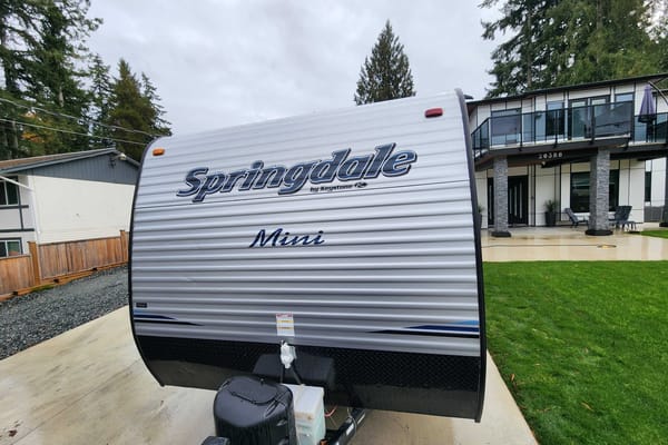 Steve's Keystone Springdale mini 1800bh Travel Trailer