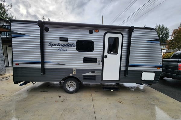 Steve's Keystone Springdale mini 1800bh Travel Trailer