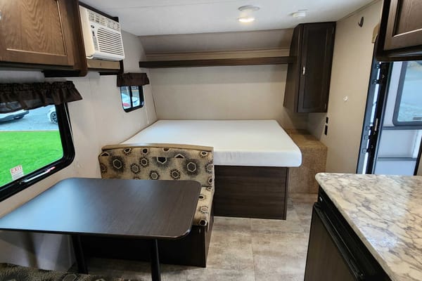 Steve's Keystone Springdale mini 1800bh Travel Trailer
