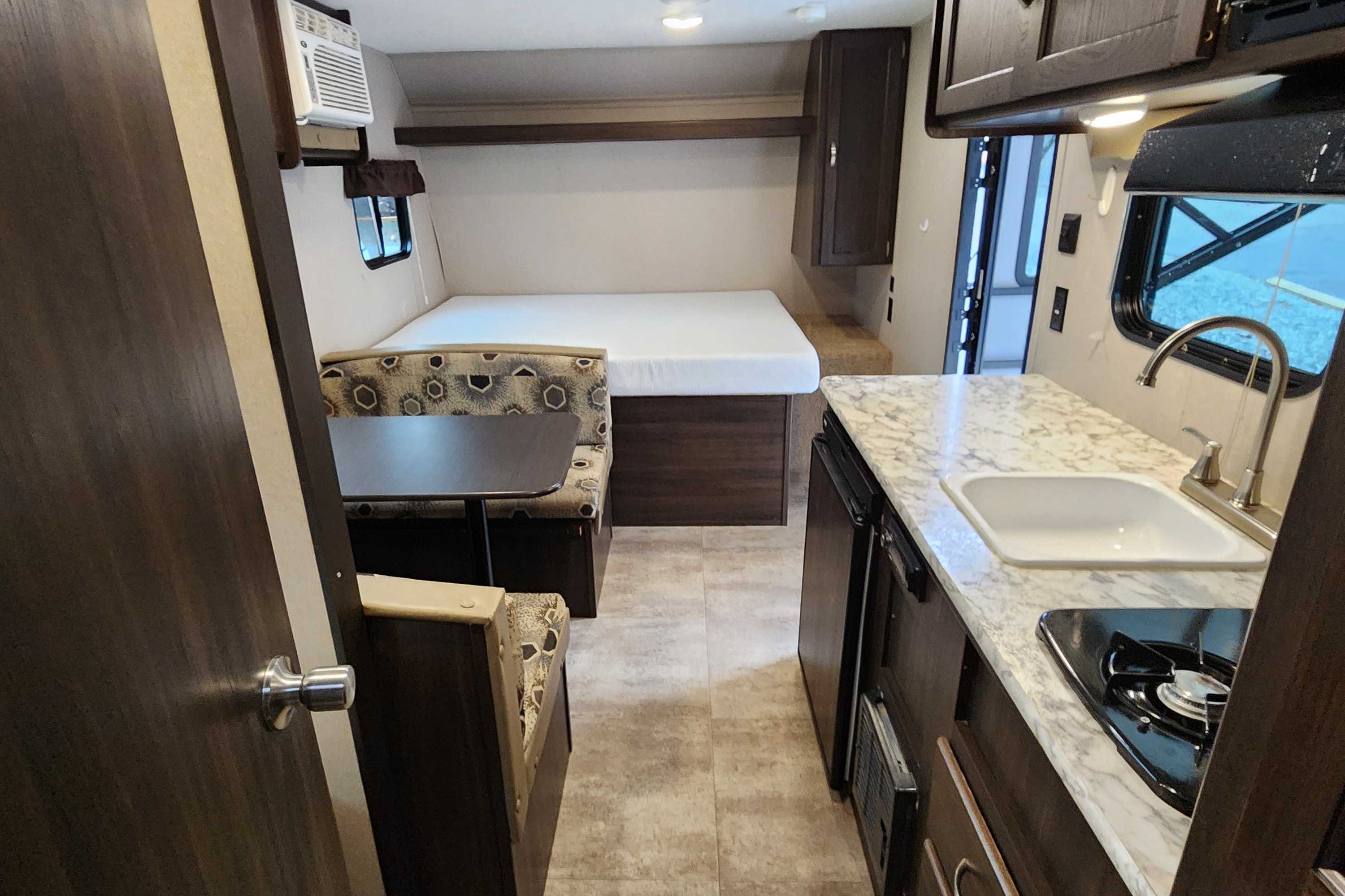 Steve's Keystone Springdale mini 1800bh Travel Trailer