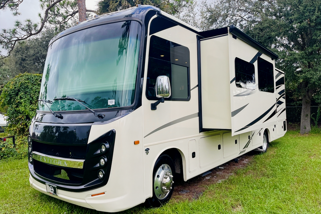 Vision  Class A-200 MILES INCL. PER DAY