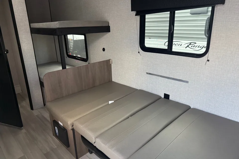 Eunice’s Highland Ridge RV 2025 Open Range Travel Trailer