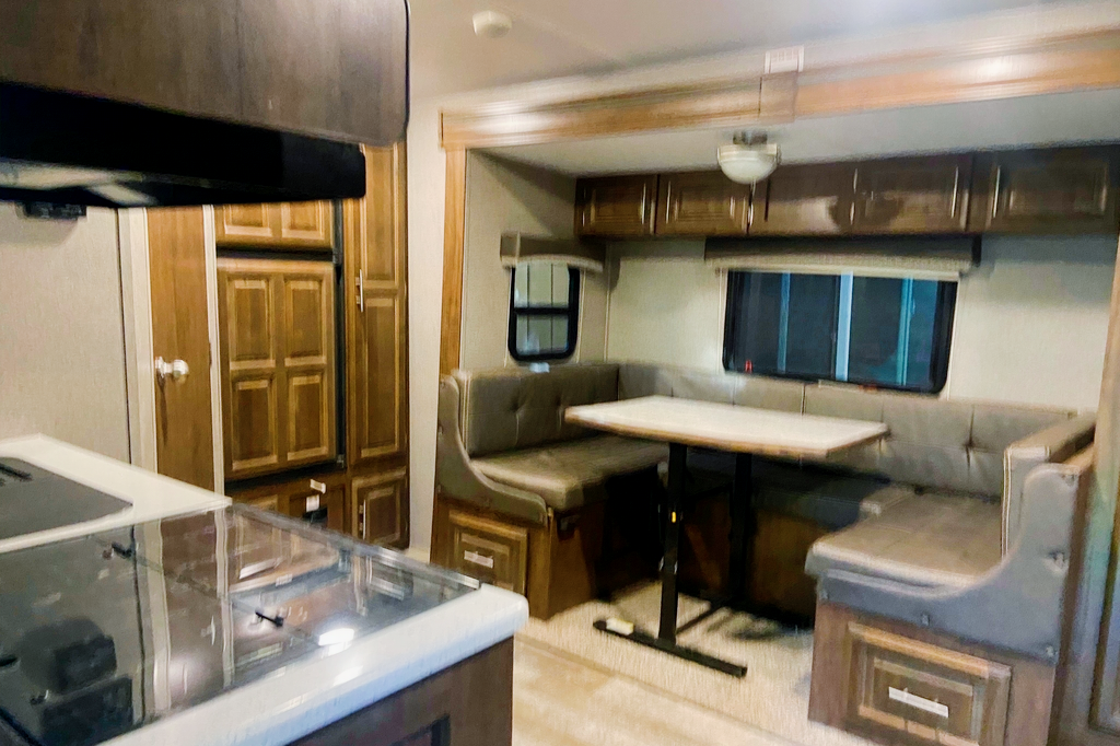 Beautiful Modern Well Appointed Camp Trailer