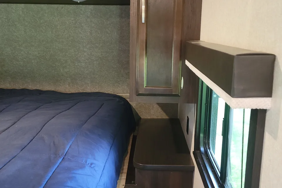 The Family Getaway in a Jayco Slx 287bhsw Travel Trailer