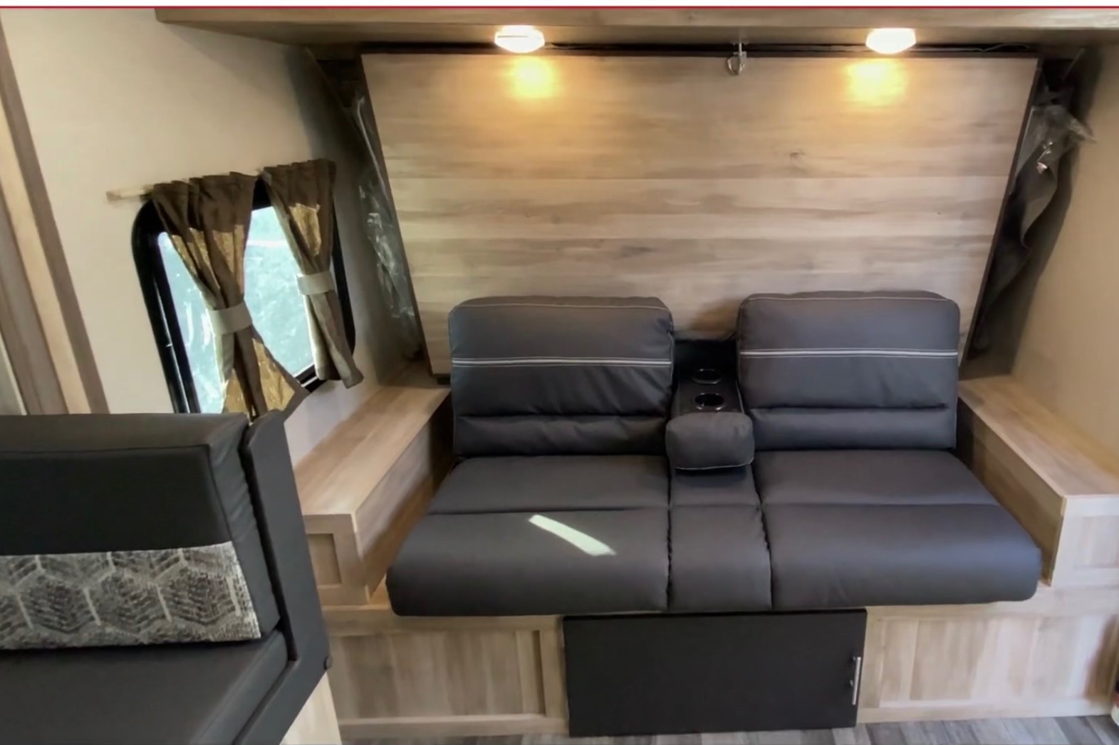 Catalina Comfort: DOC's Summit 184BHS Travel Trailer