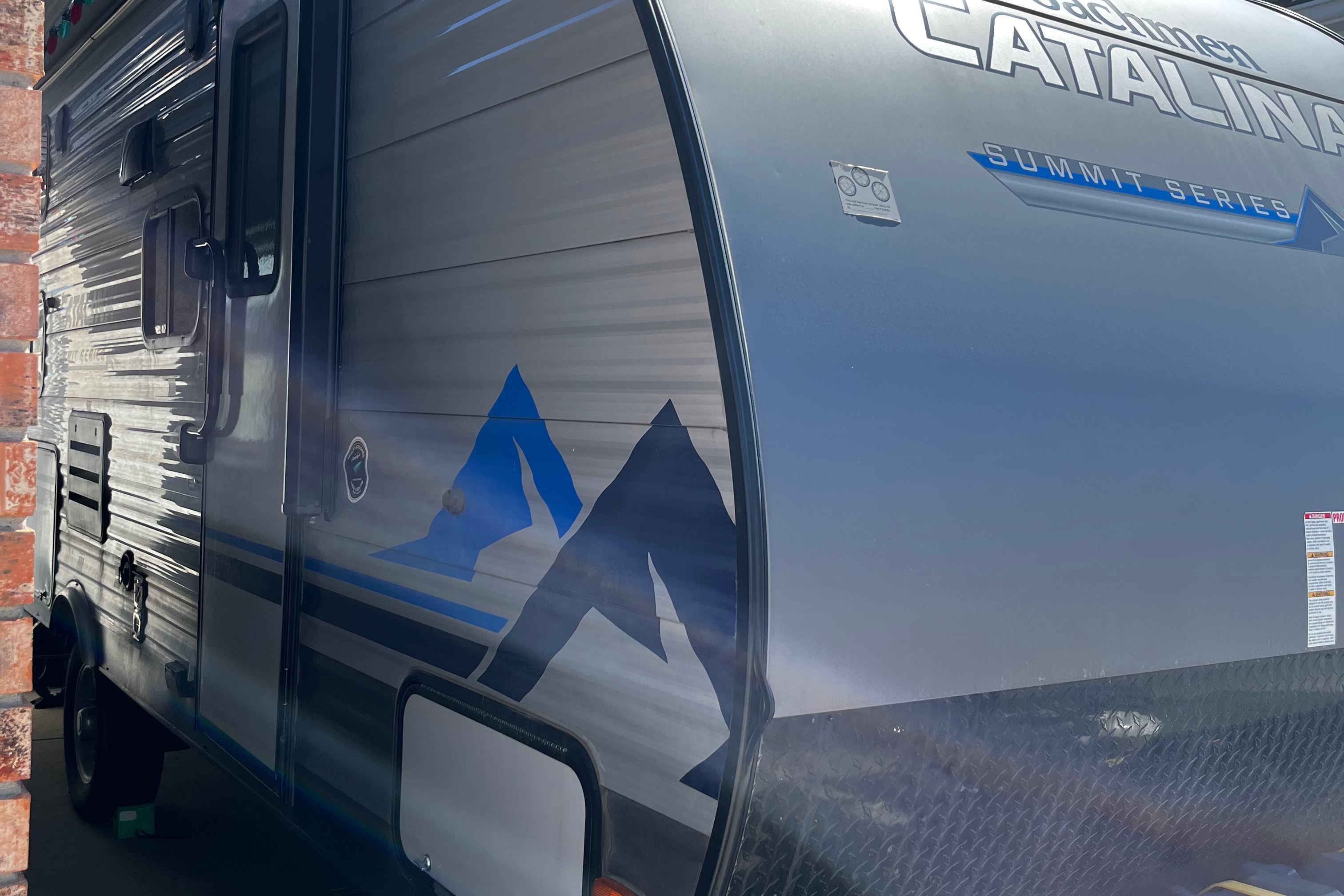 Catalina Comfort: DOC's Summit 184BHS Travel Trailer
